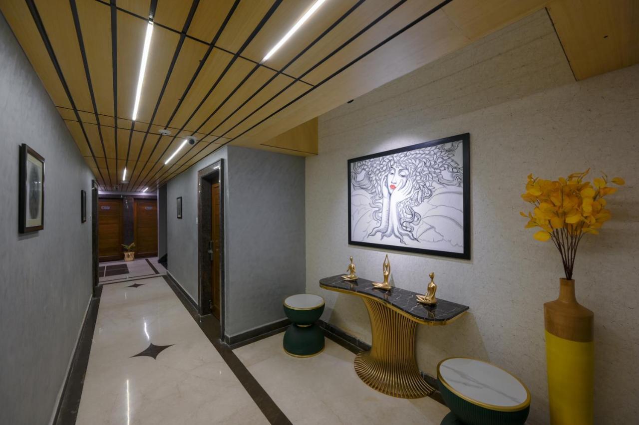 The Shivalik Hotel Bhubaneswar Exterior photo